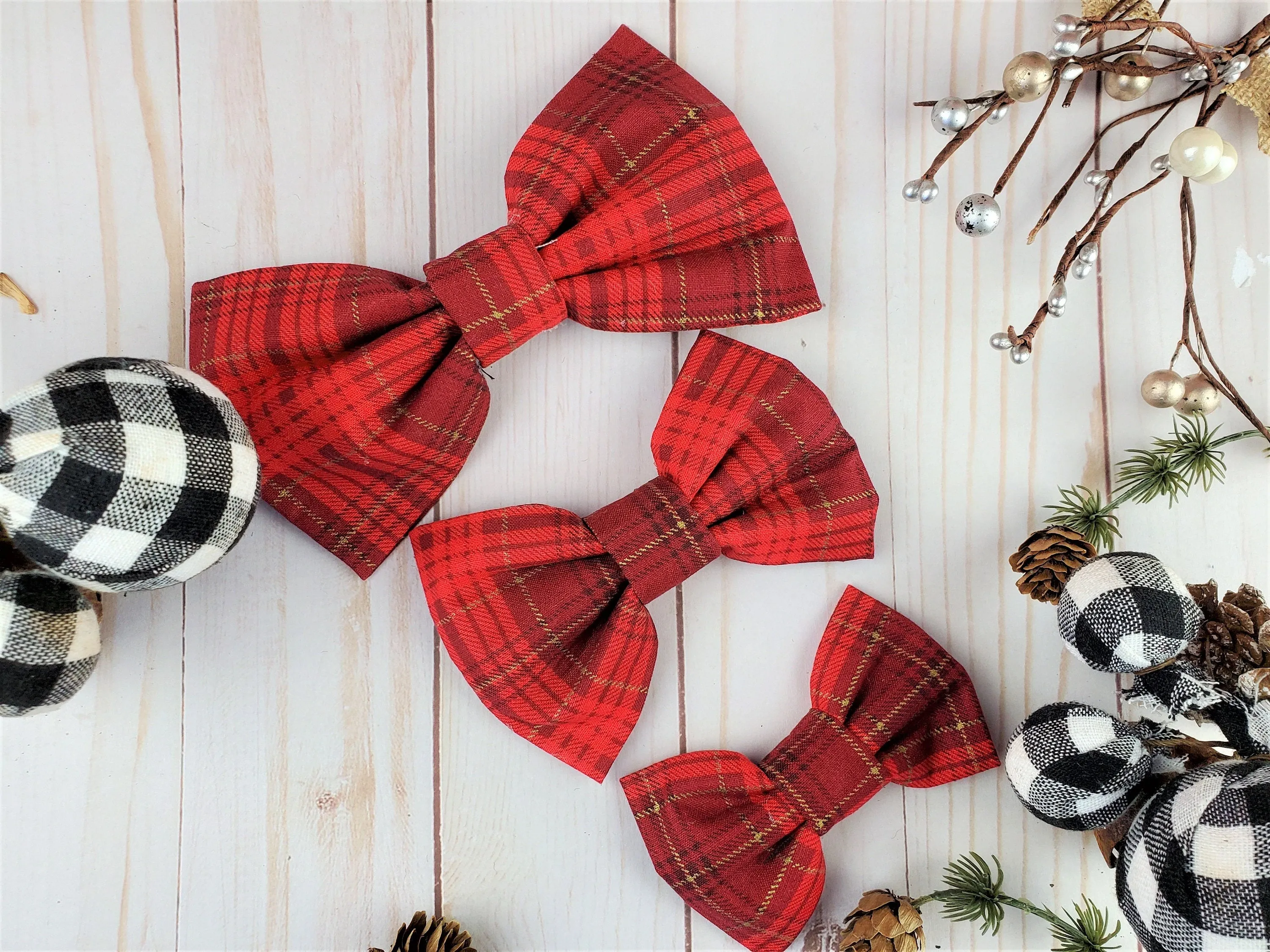 Bowtie Collar | Red Plaid Christmas