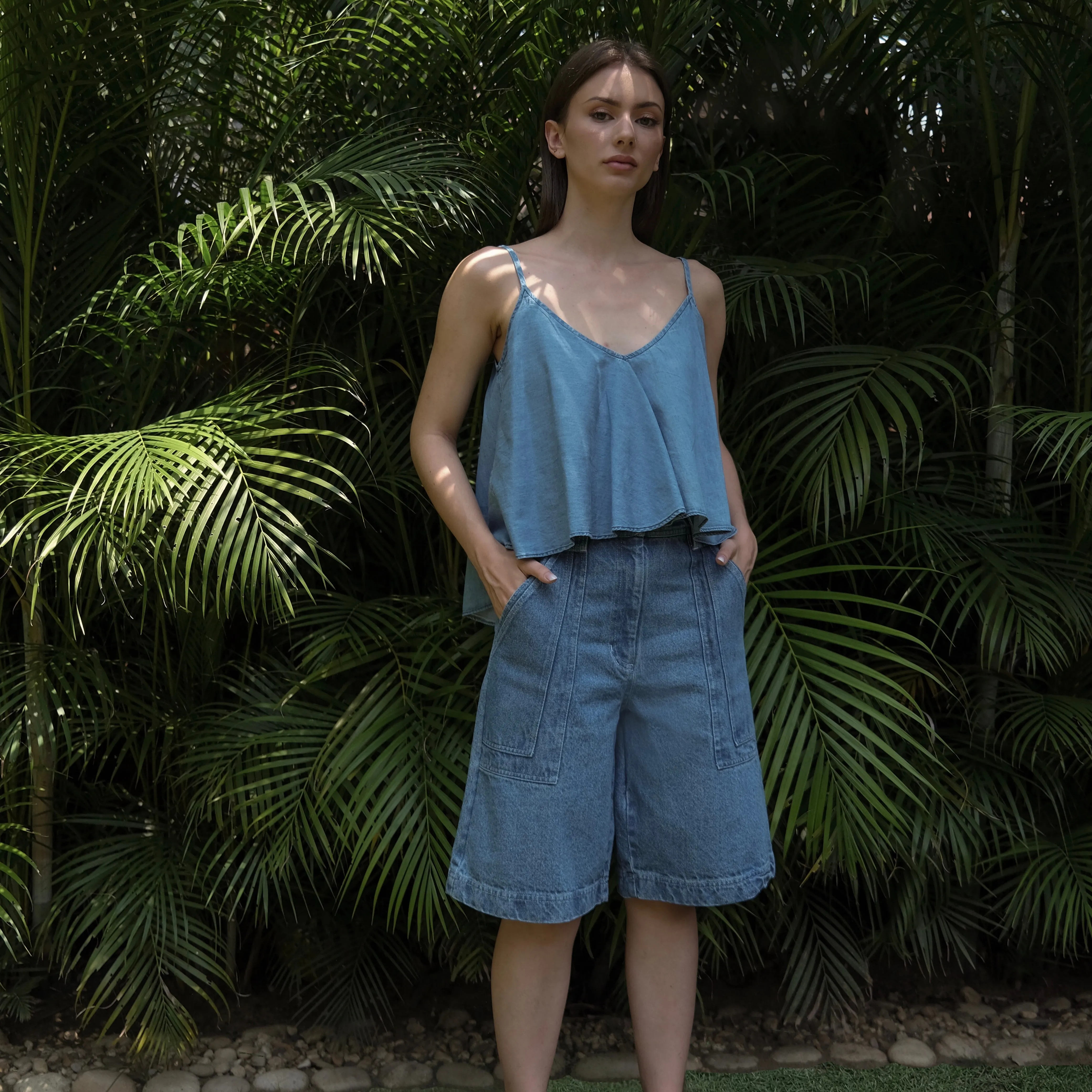Natura Short Trousers